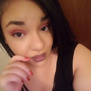 Meet your Posher, Karina